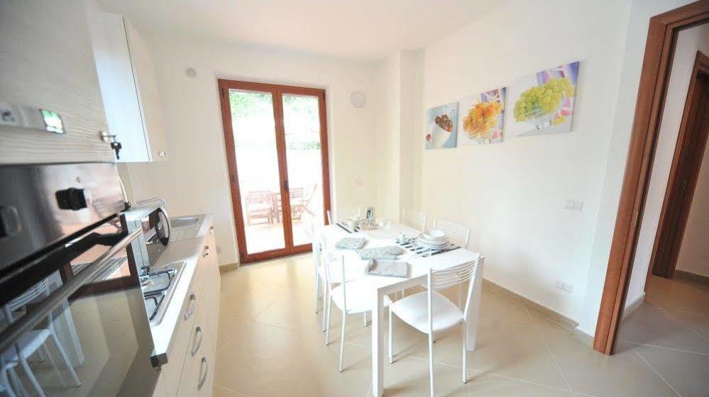 Rodia Holidays Messina Exterior foto