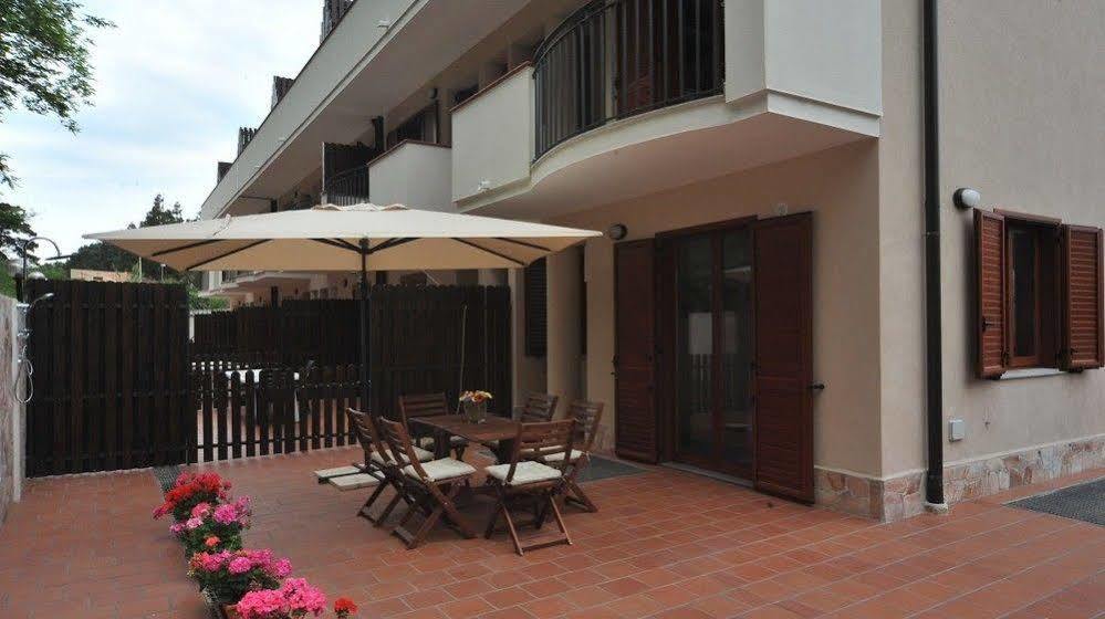 Rodia Holidays Messina Exterior foto